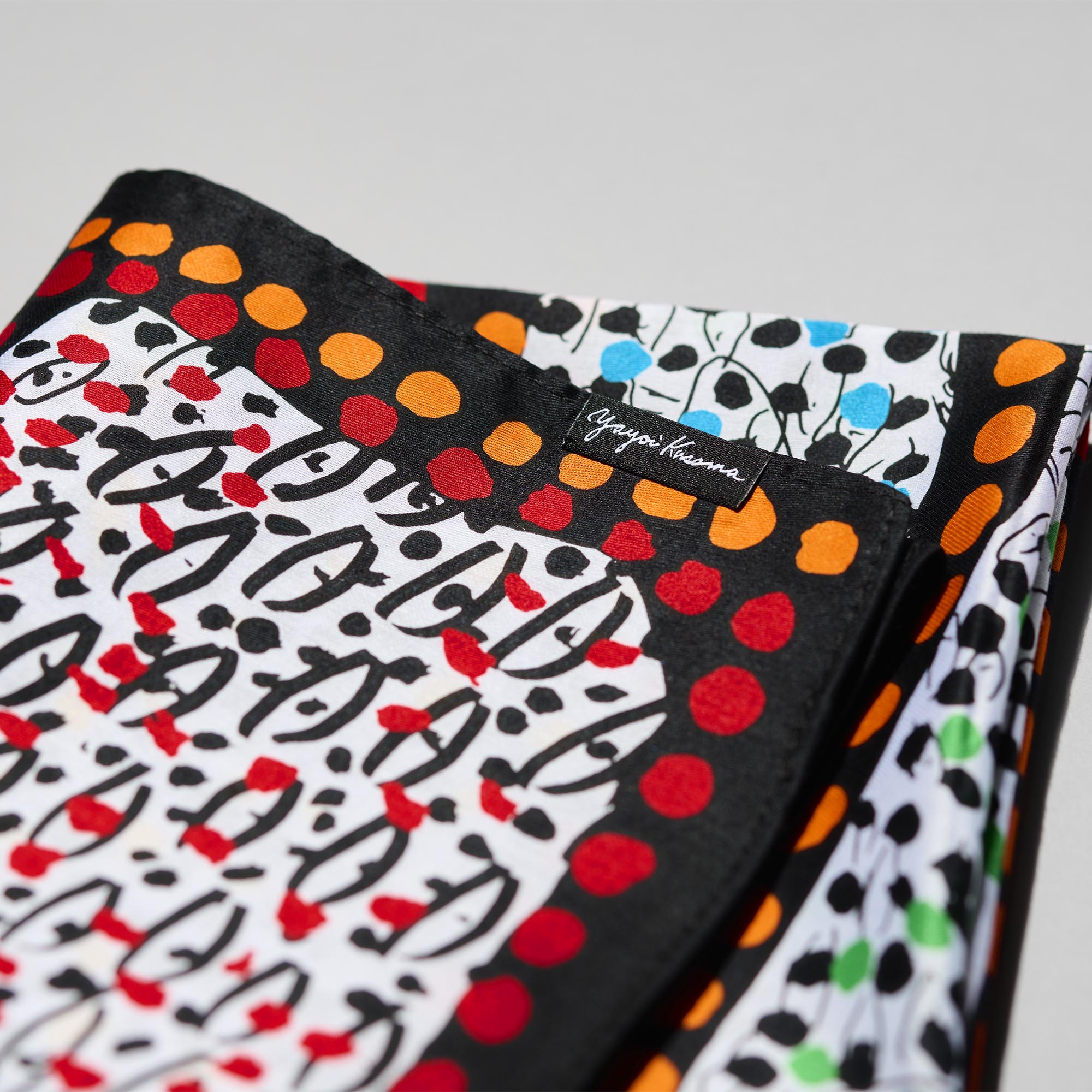 YAYOI KUSAMA STORE | ハンカチ