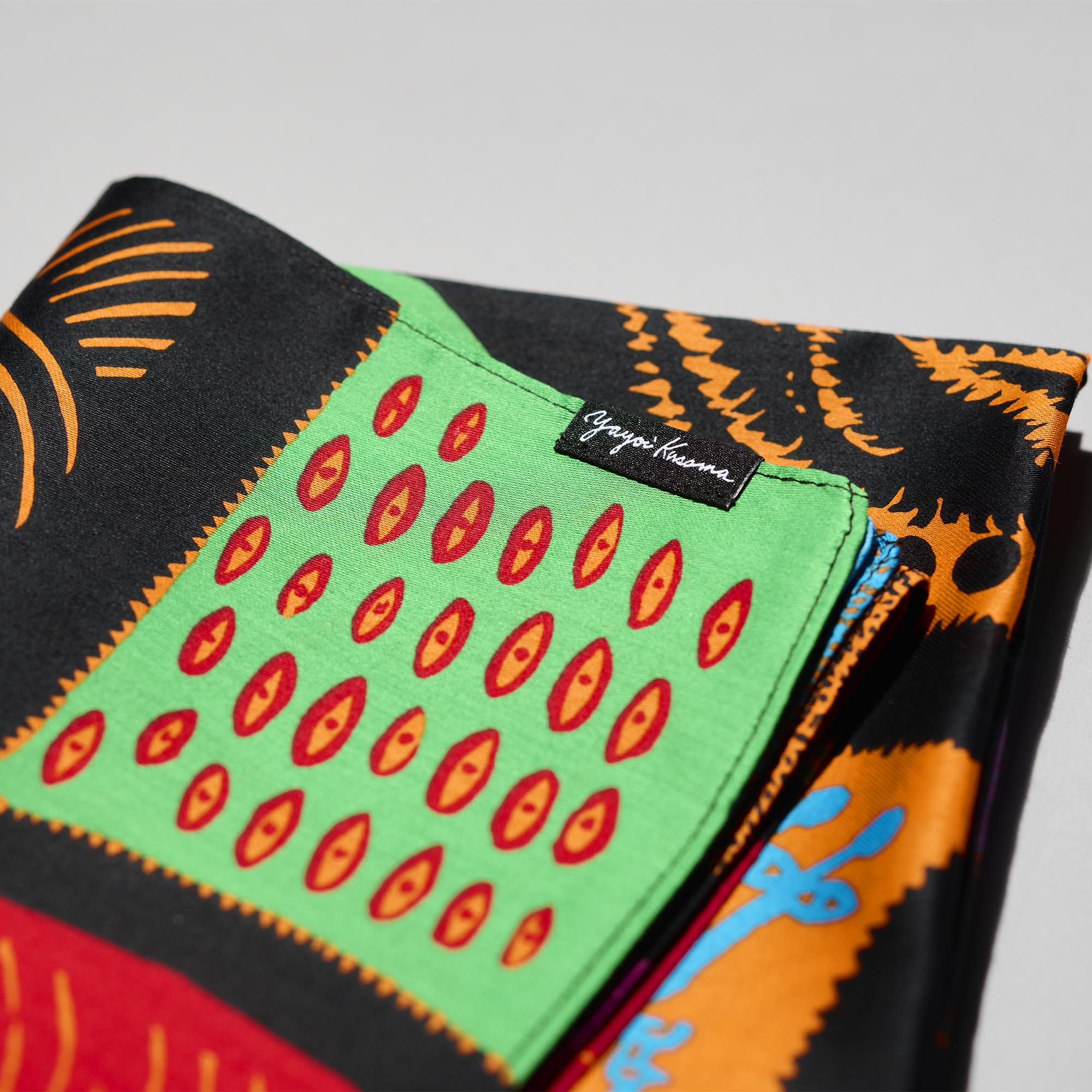 YAYOI KUSAMA STORE | ハンカチ