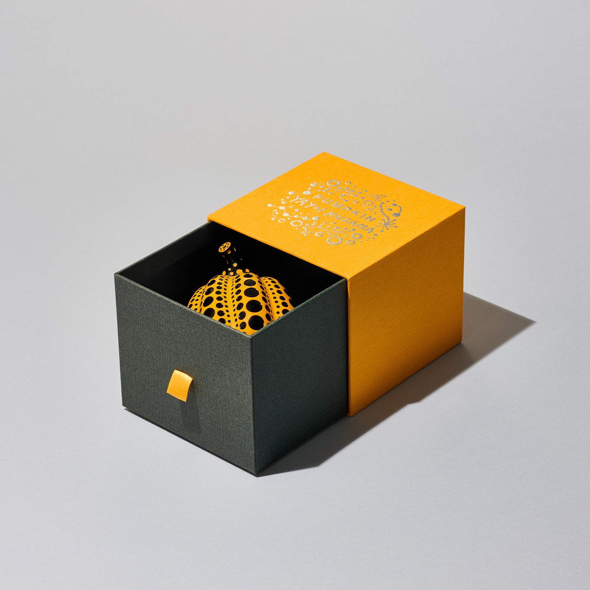 YAYOI KUSAMA STORE | オブジェ かぼちゃ